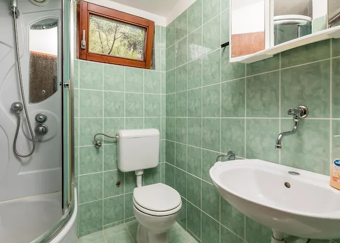 Апартаменты In Стариград