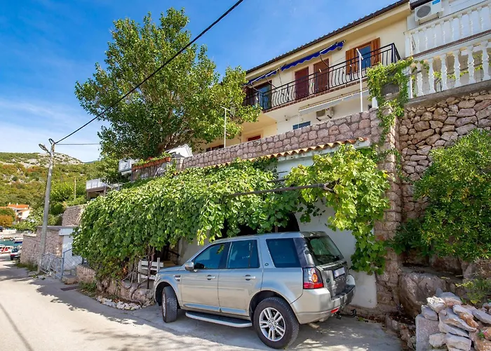 In Стариград